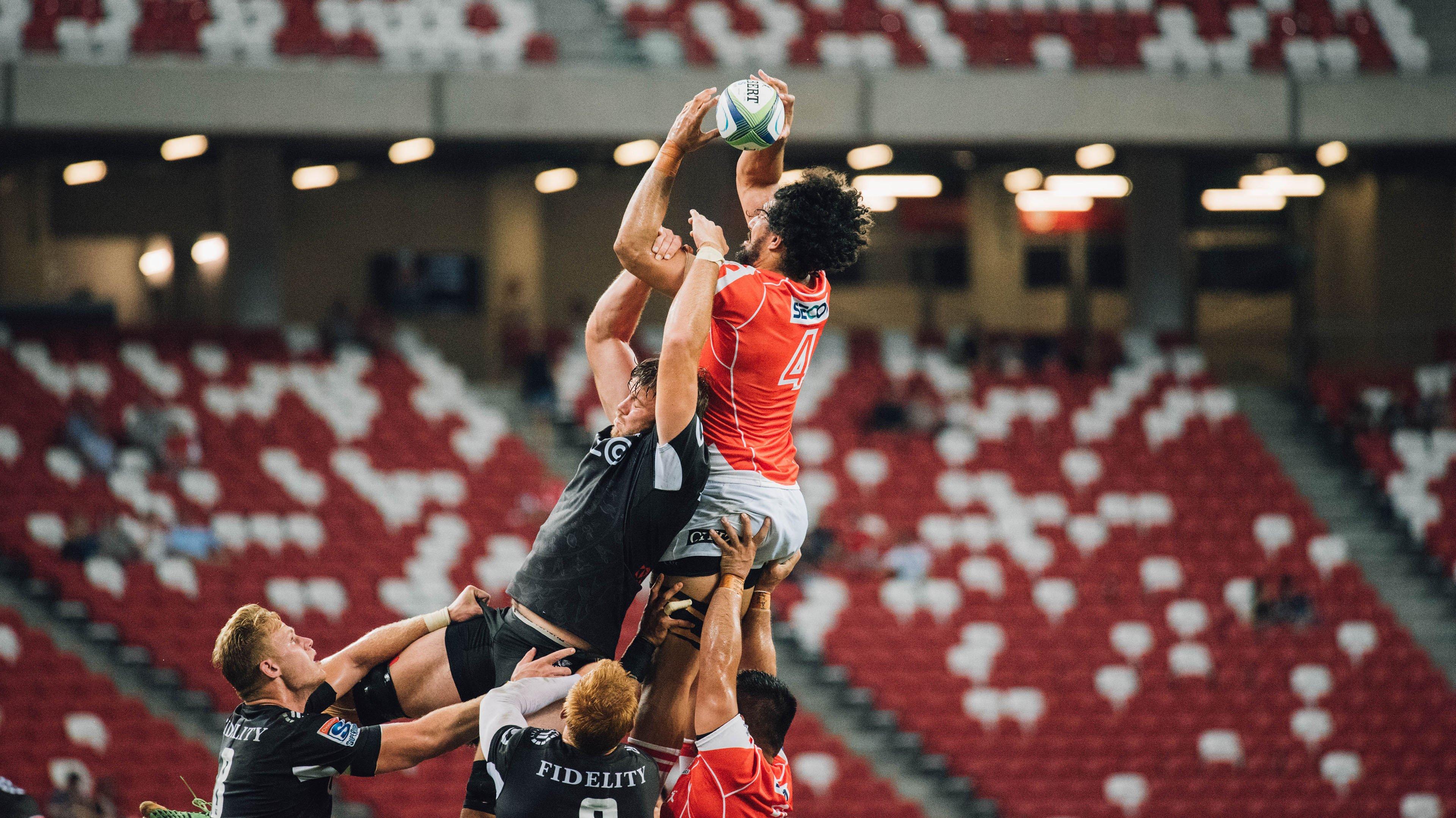 弗雷戴特狂轰36分率队延续不败神话，上海男篮豪取七连胜领跑积分榜